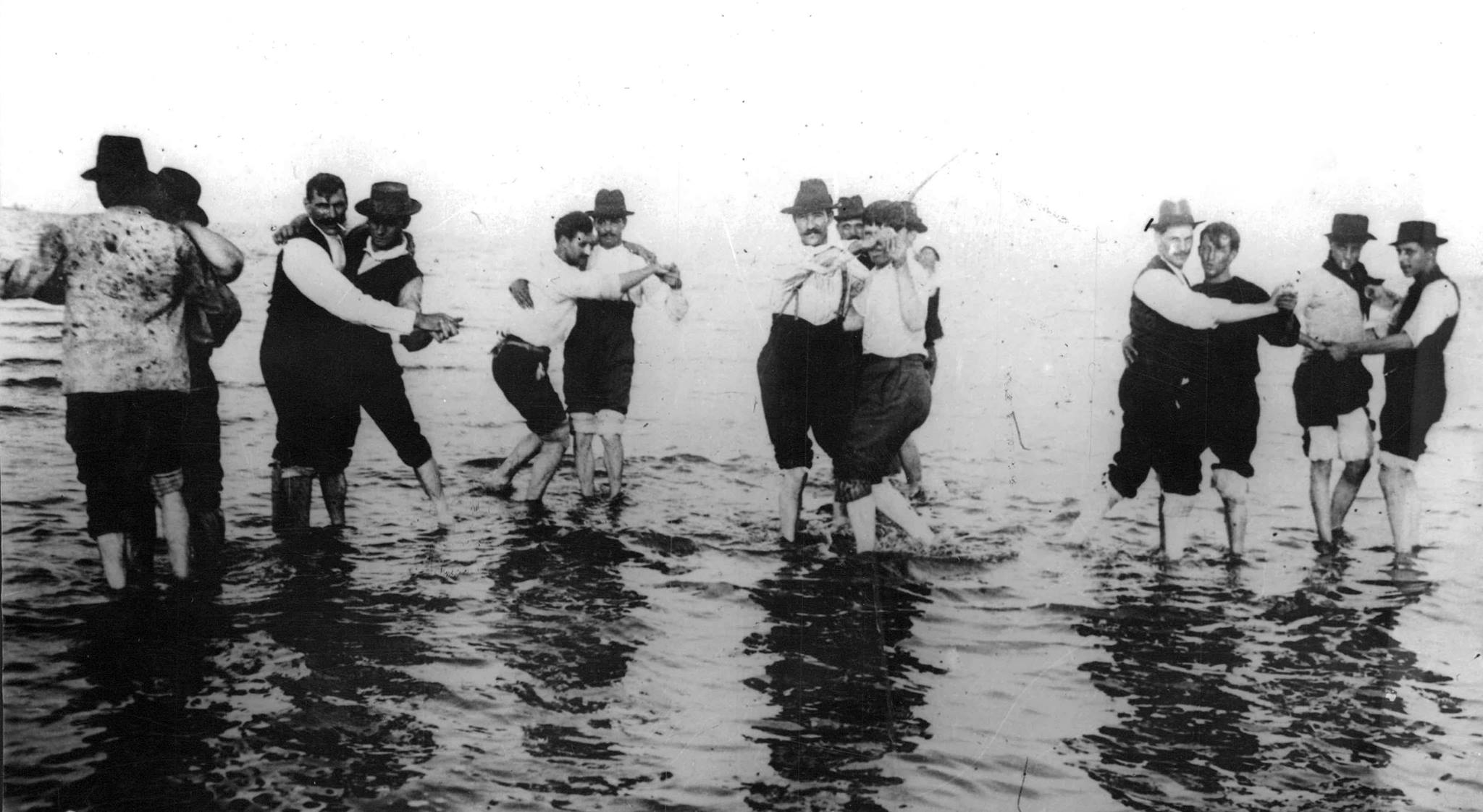 Buenos Aires: Striking Railway Workers in 1912